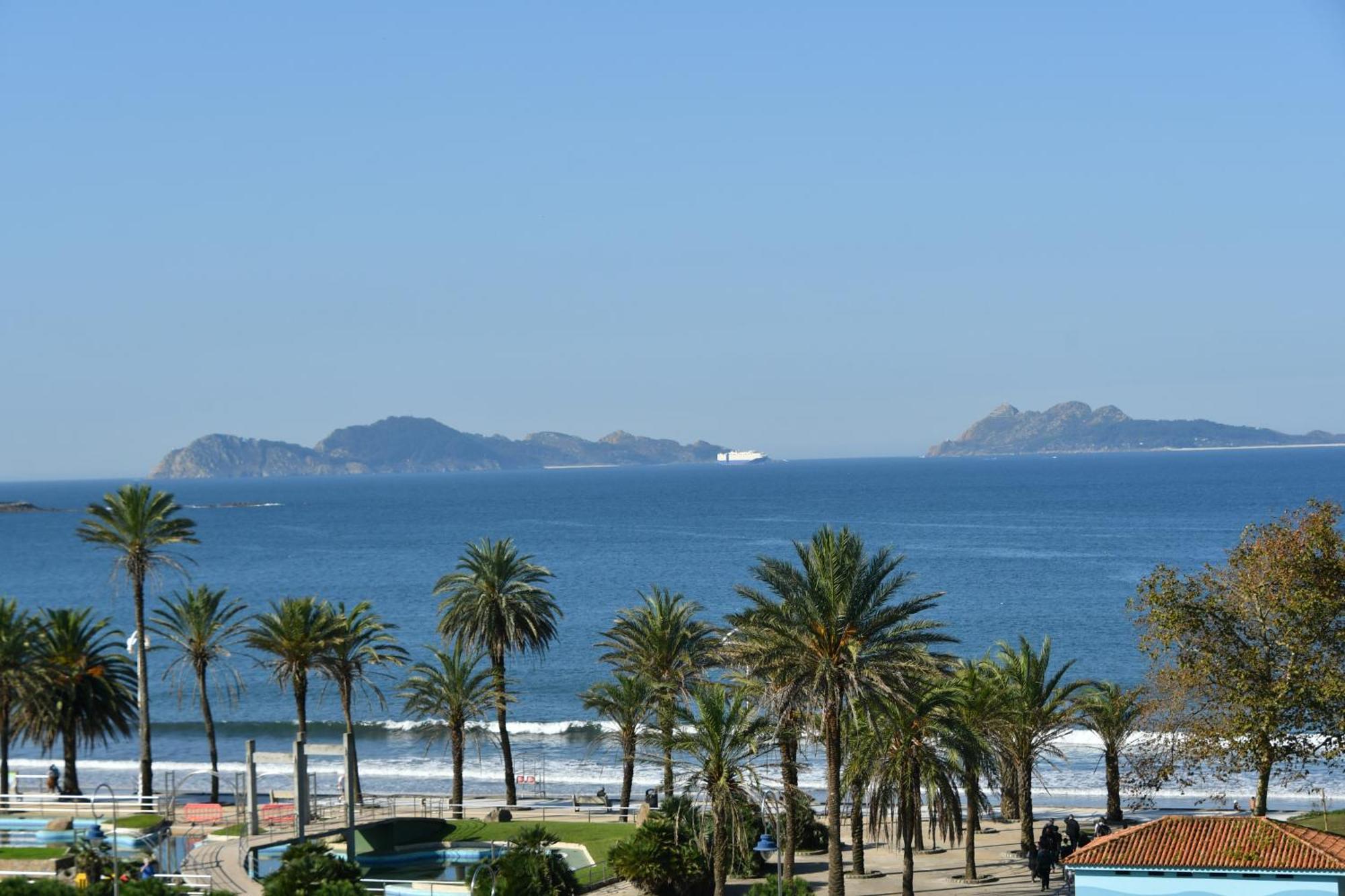Primera Linea De Playa Samil Costa Con Garaje Incluido 비고 외부 사진